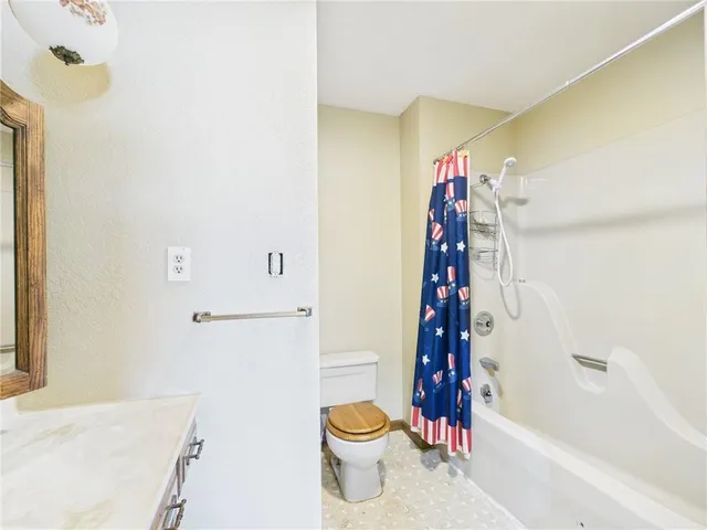 $375,000 | 1345 165th Street, Fort Scott, KS 66701