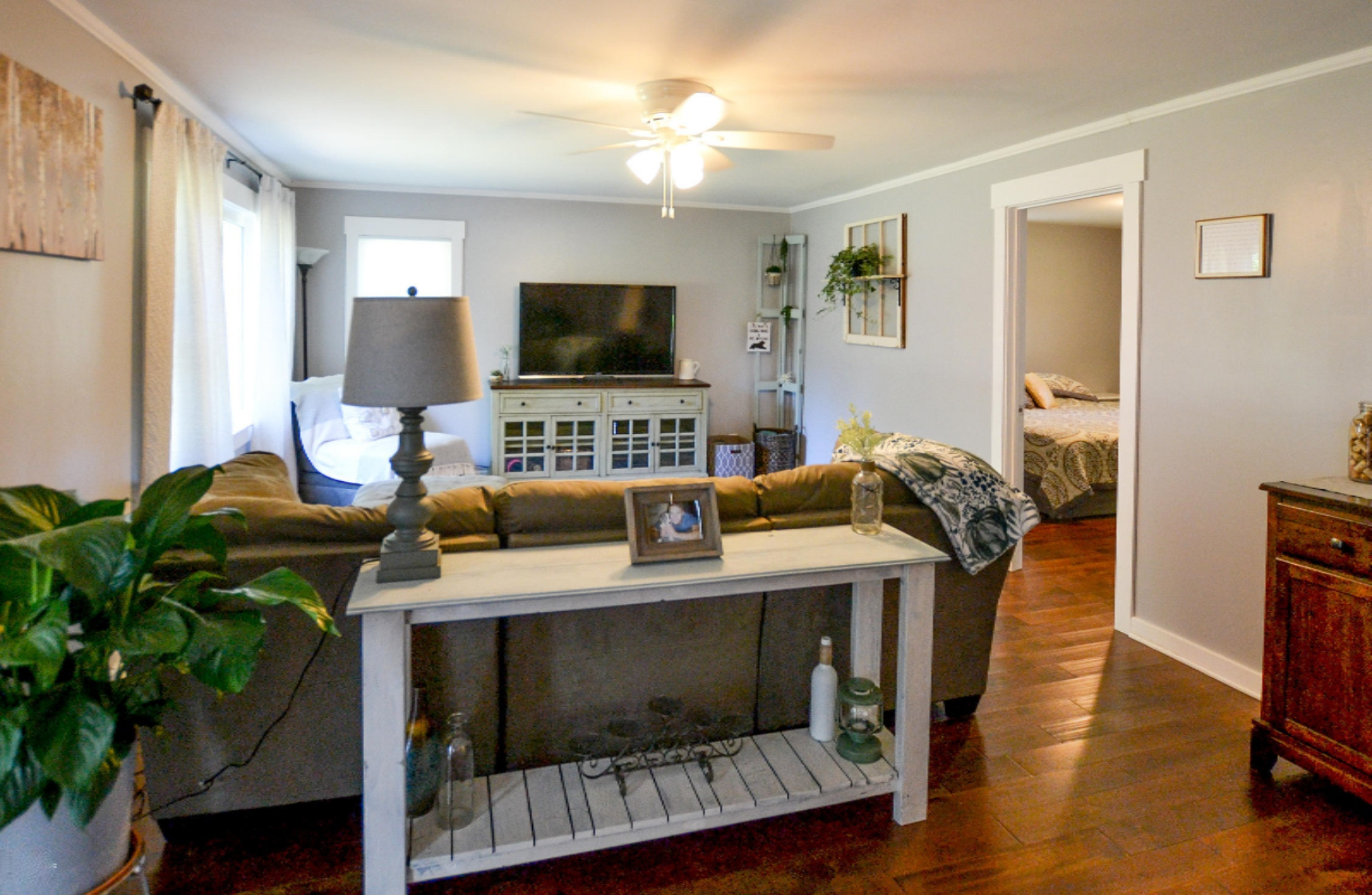 64923 Shaffer Road Constantine, MI 49042 - Photo 8 of 20 Const. 9 2 Livingroom 2