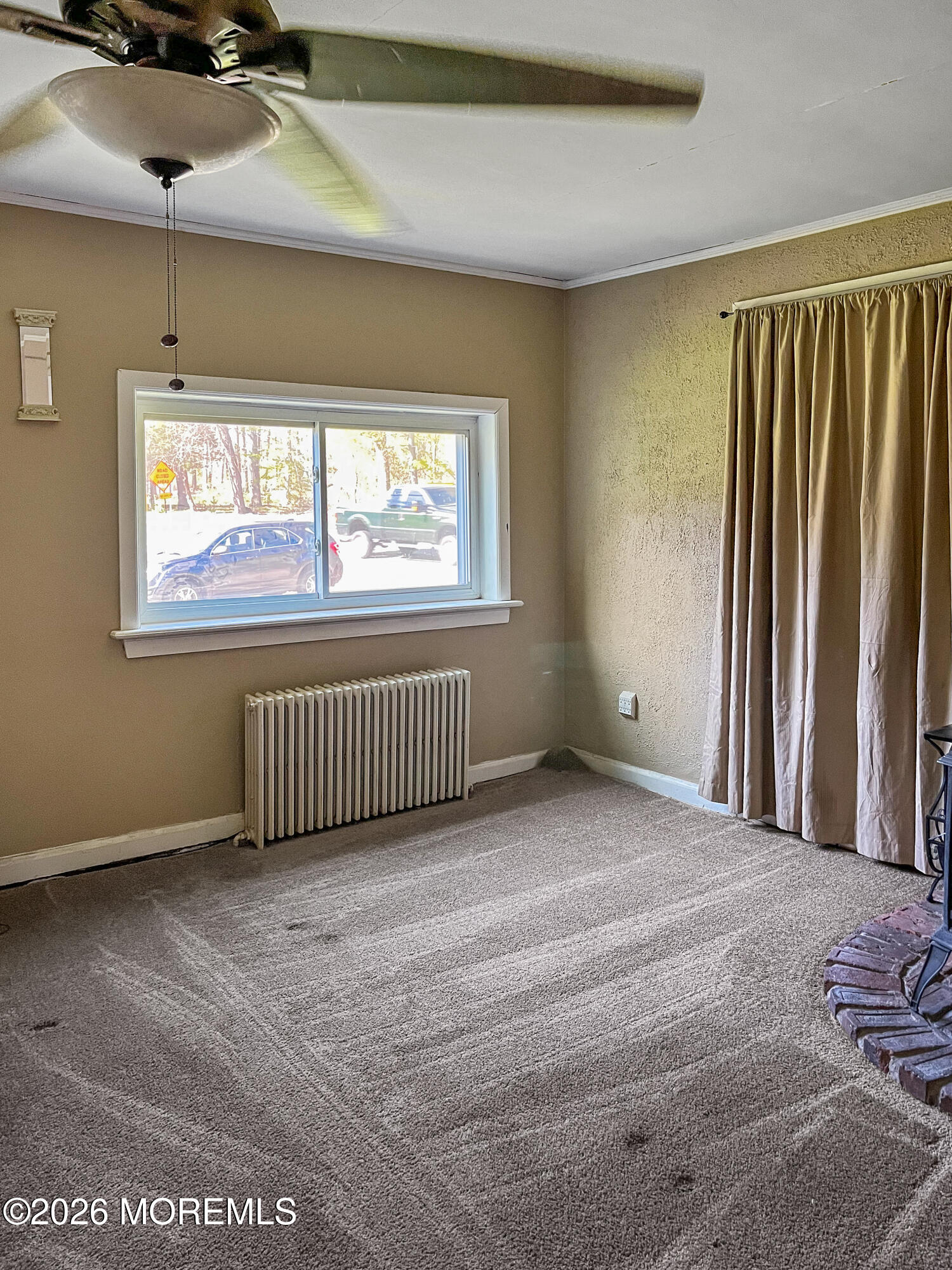 390 Whitesville Road Jackson, NJ 08527 - Photo 8 of 21 Living Room