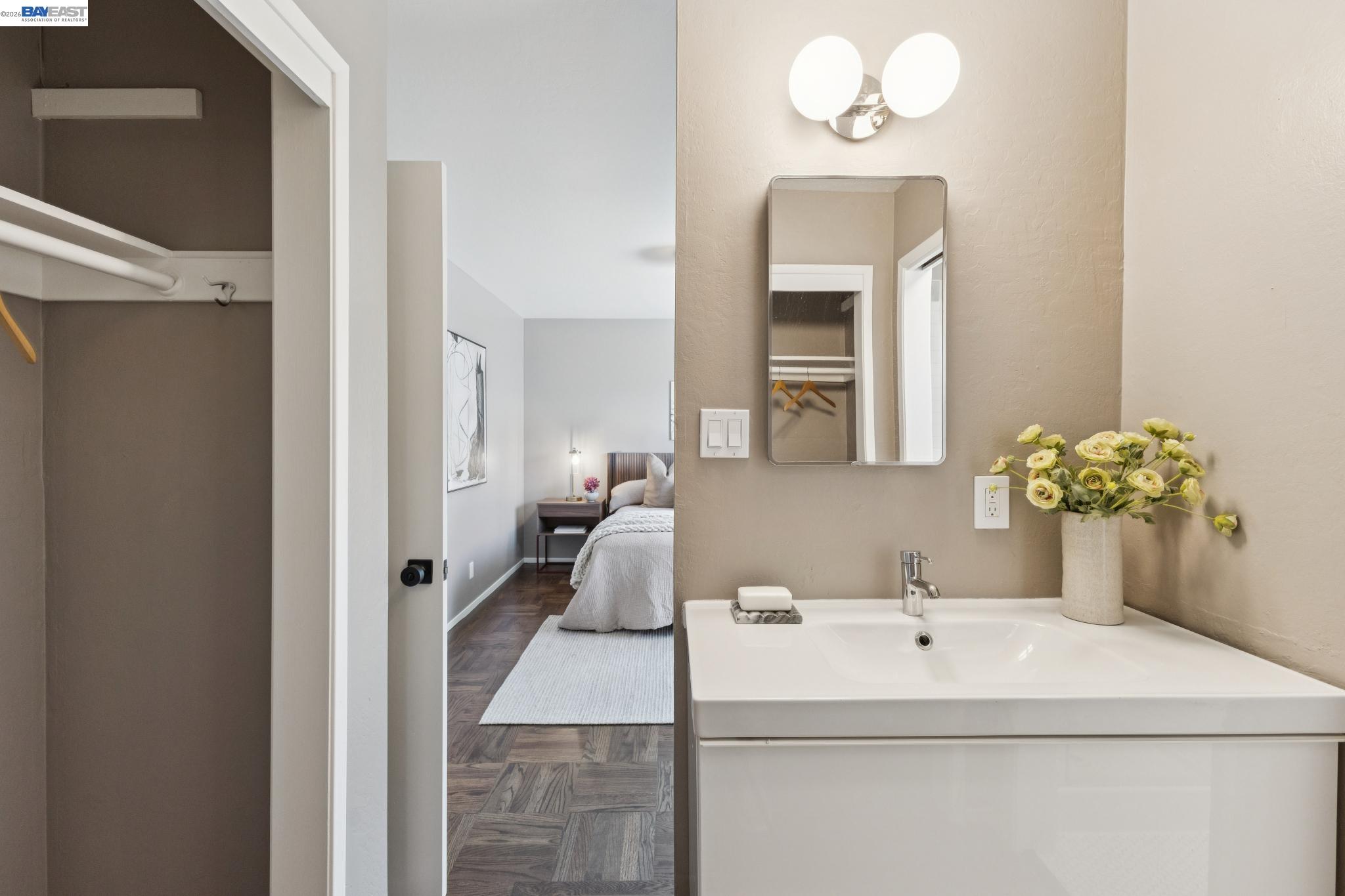 433 Kitty Hawk Road Alameda, CA 94501 - Photo 17 of 34 Gallery Image 17