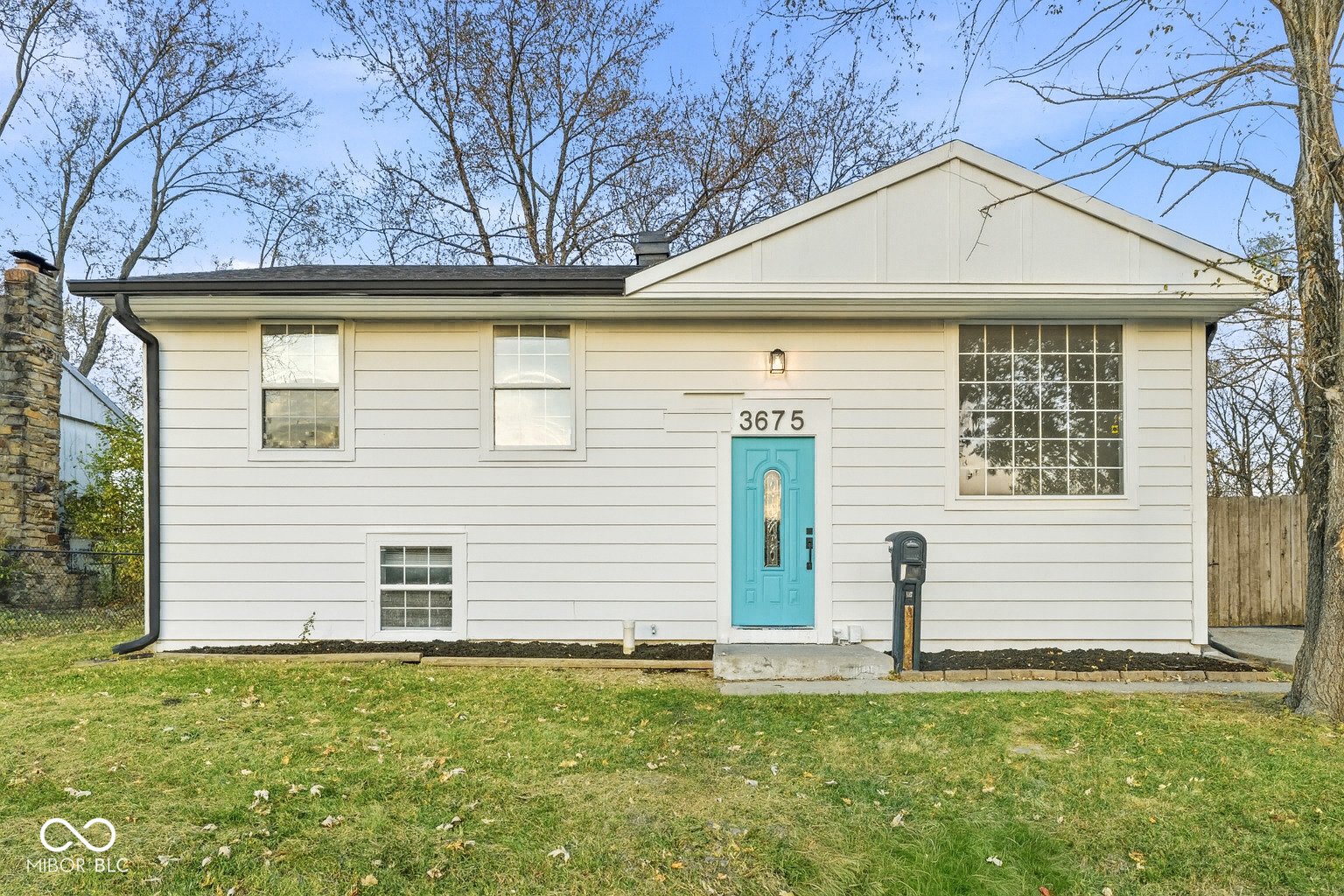 3675 Dubarry Road Indianapolis, IN 46226 - Photo 2 of 17 Gallery Image 2