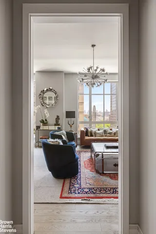 $3,790,000 | 200 East 95th Street, Unit 8C | Upper East Side