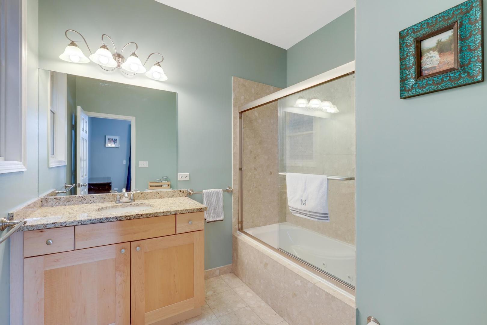 2616 West Rice Street, Unit 2 Chicago, IL 60622 - Photo 14 of 18
