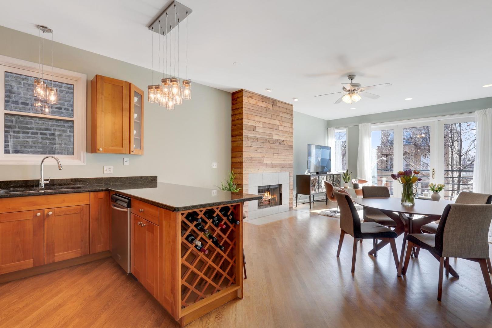 2616 West Rice Street, Unit 2 Chicago, IL 60622 - Photo 3 of 18