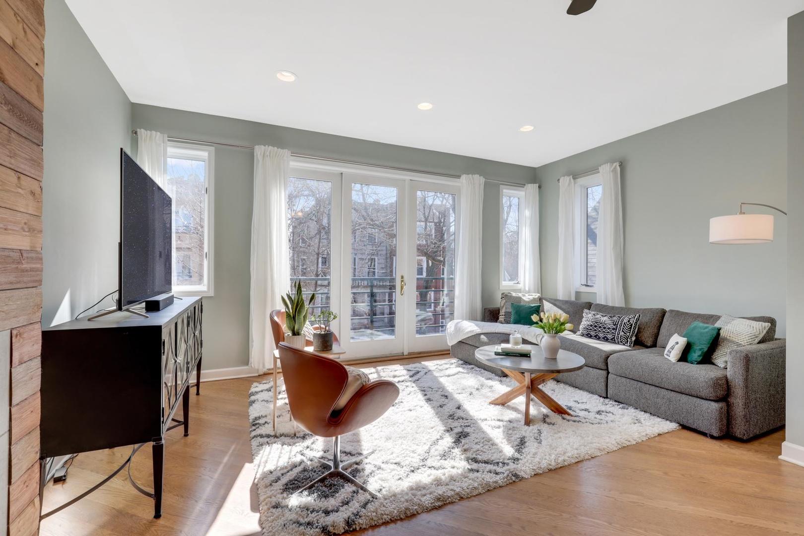 2616 West Rice Street, Unit 2 Chicago, IL 60622 - Photo 7 of 18