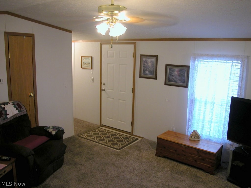 240 Millborne Road, Unit 13A Orrville, OH 44667 - Photo 3 of 19