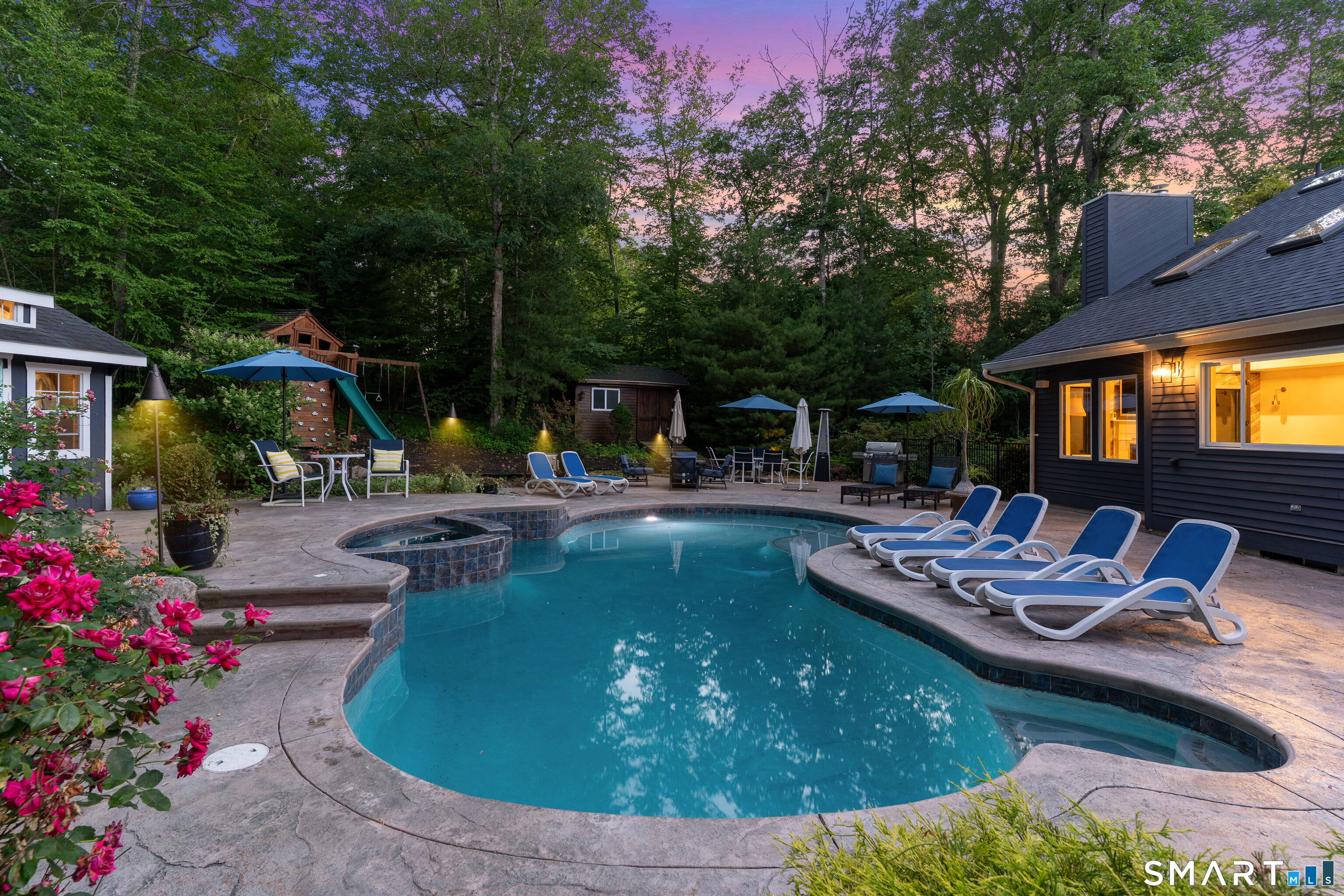 84 Sawmill Road Branford, CT 06405 - Photo 18 of 40
