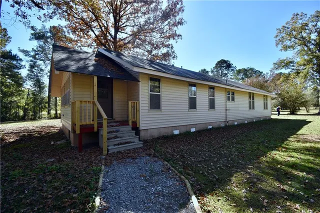 $220,000 | 6856 Esler Field Road, Pineville, LA 71360