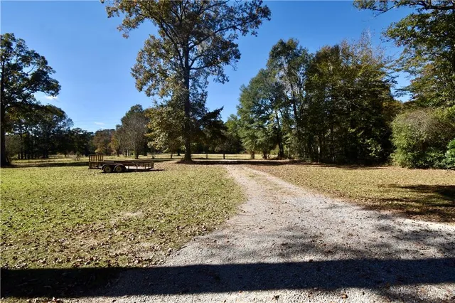 $220,000 | 6856 Esler Field Road, Pineville, LA 71360