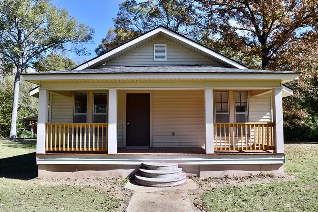 $220,000 | 6856 Esler Field Road, Pineville, LA 71360