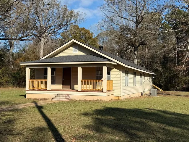 $220,000 | 6856 Esler Field Road, Pineville, LA 71360