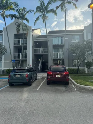 $282,000 | 720 Southwest 111th Avenue, Unit 307, Pembroke Pines, FL 33025