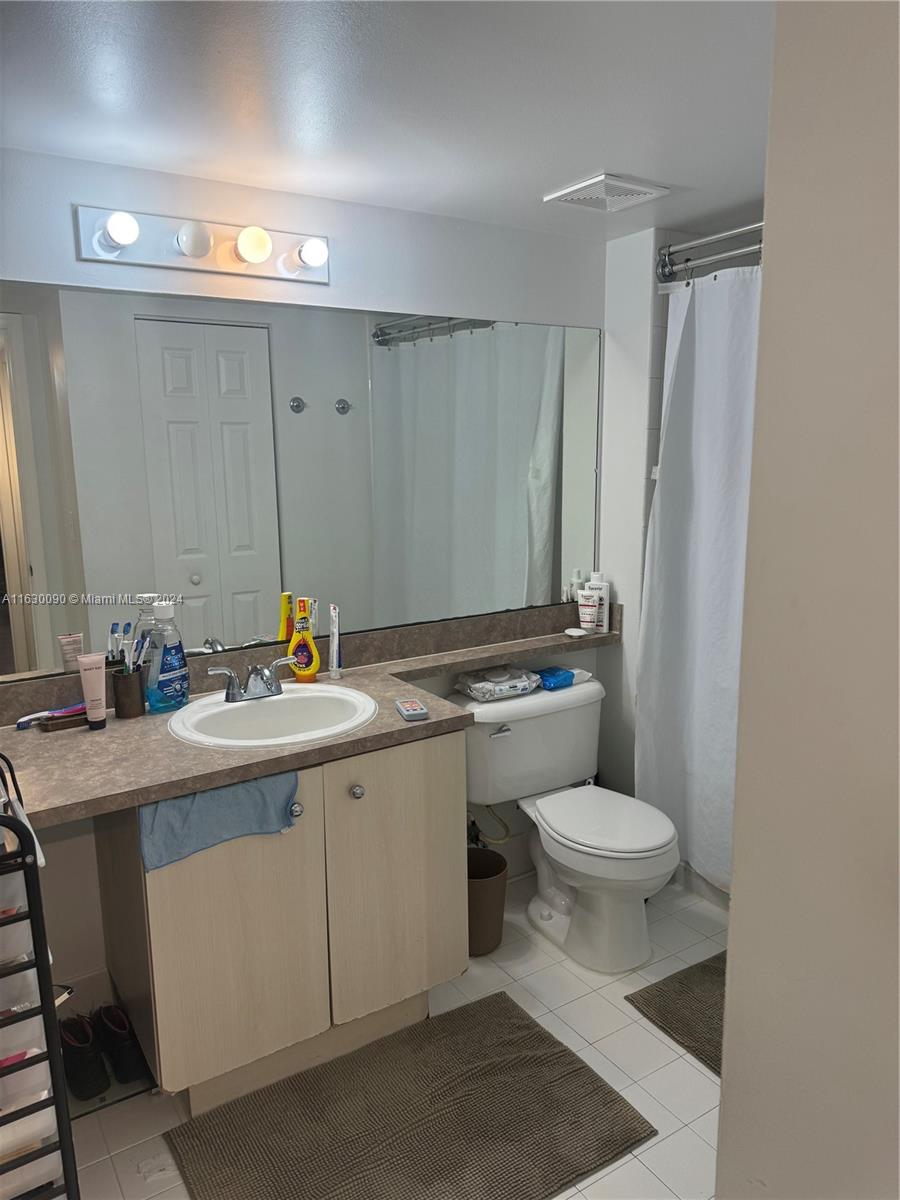 720 Southwest 111th Avenue, Unit 307 Pembroke Pines, FL 33025 - Photo 9 of 14