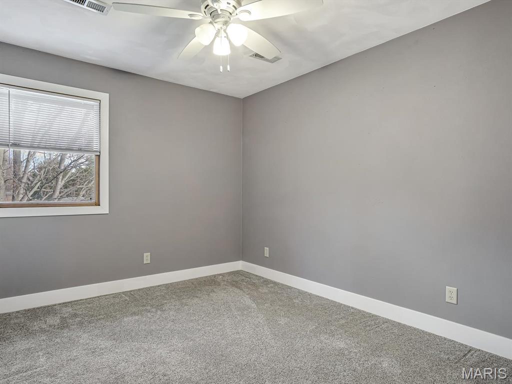 607 Buckingham Drive Troy, IL 62294 - Photo 16 of 31