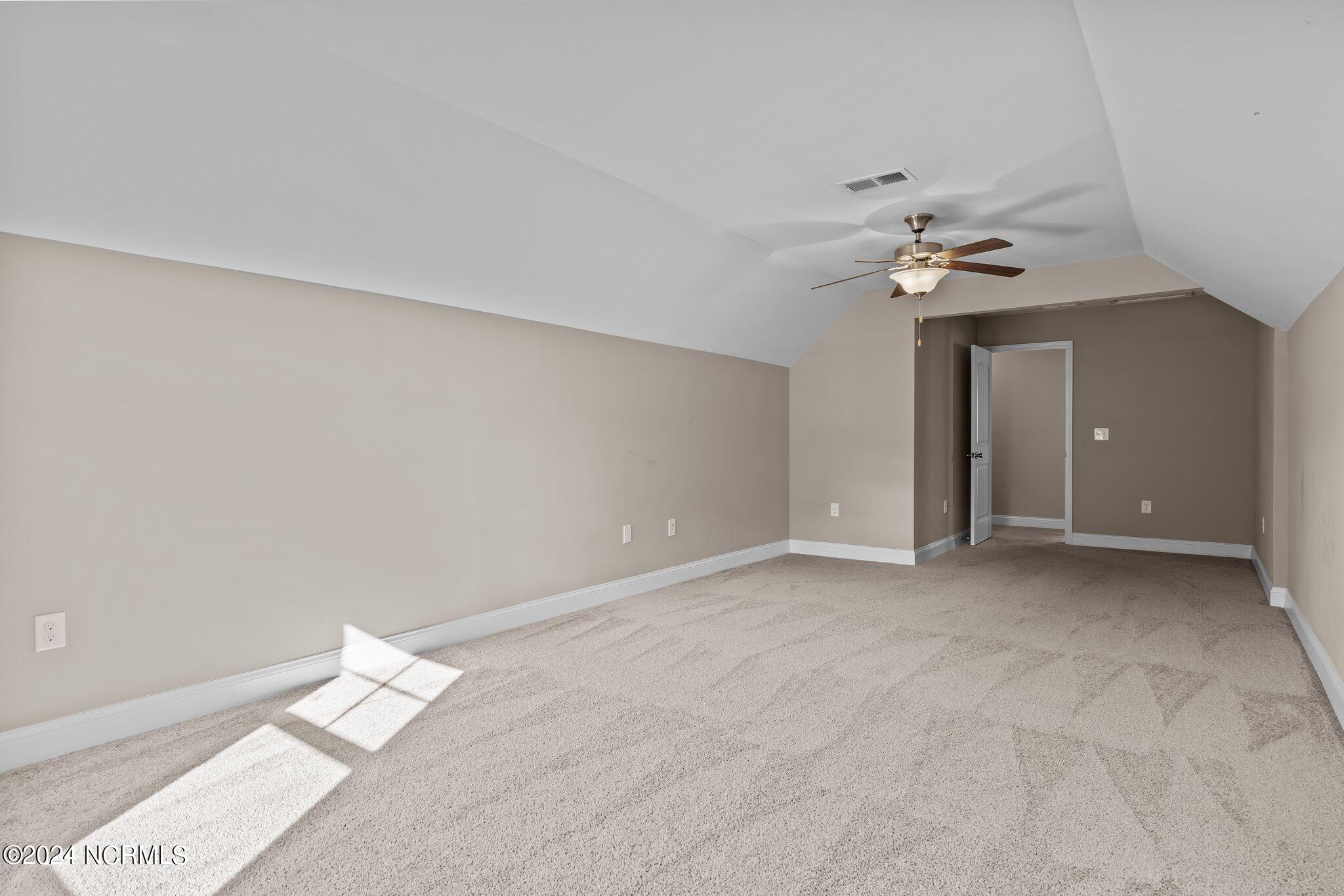 634 Longleaf Road Aberdeen, NC 28315 - Photo 33 of 52 Bonus/Flex Room