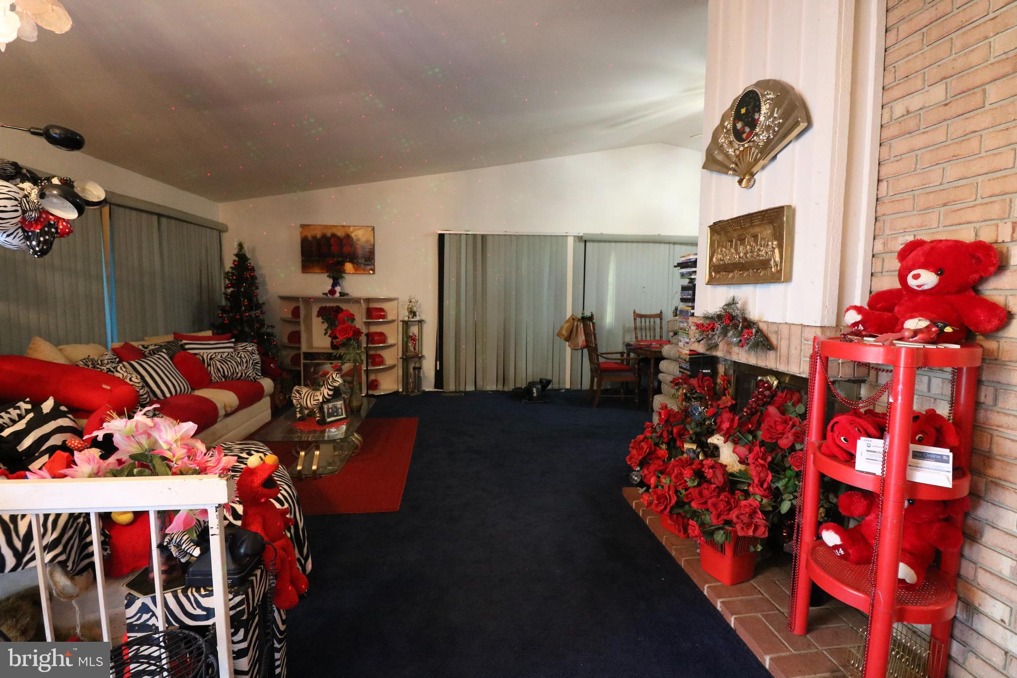 37 Pinewood Lane Sicklerville, NJ 08081 - Photo 13 of 31