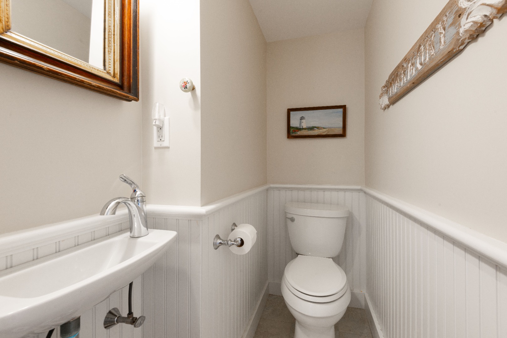 32 Sankaty Road Nantucket, MA 02554 - Photo 28 of 31 Half Bath