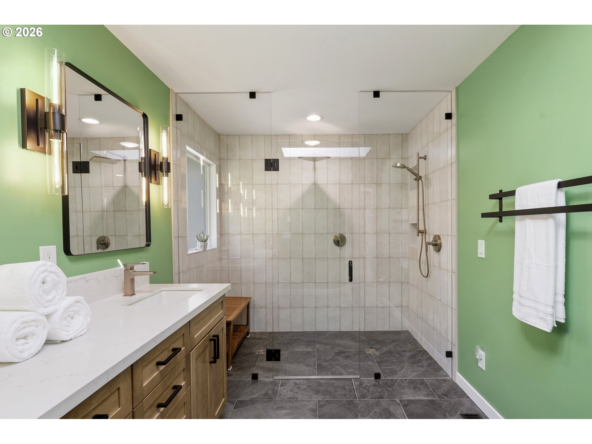 6115 Southwest 36th Avenue Portland, OR 97221 - Photo 12 of 42