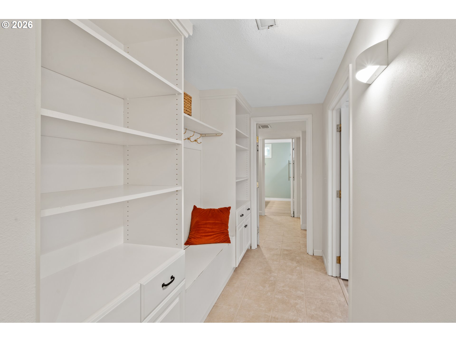 6115 Southwest 36th Avenue Portland, OR 97221 - Photo 27 of 42
