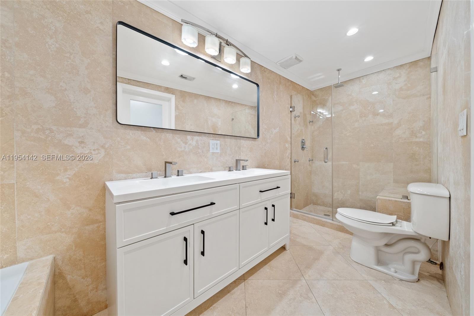 9510 Southwest 45th Street Miami, FL 33165 - Photo 20 of 30