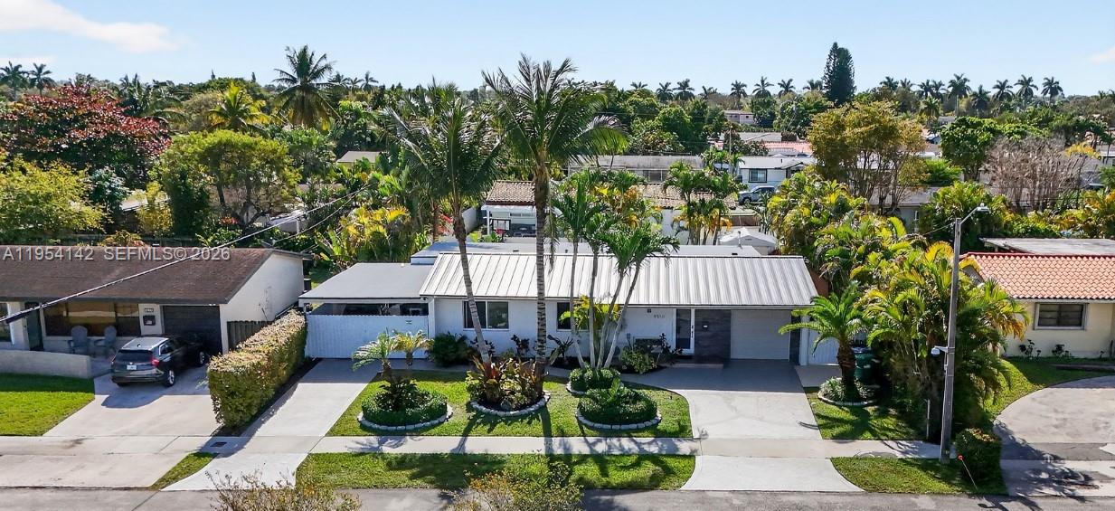 9510 Southwest 45th Street Miami, FL 33165 - Photo 2 of 30