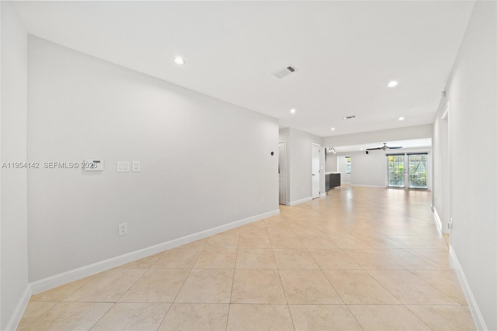 9510 Southwest 45th Street Miami, FL 33165 - Photo 6 of 30