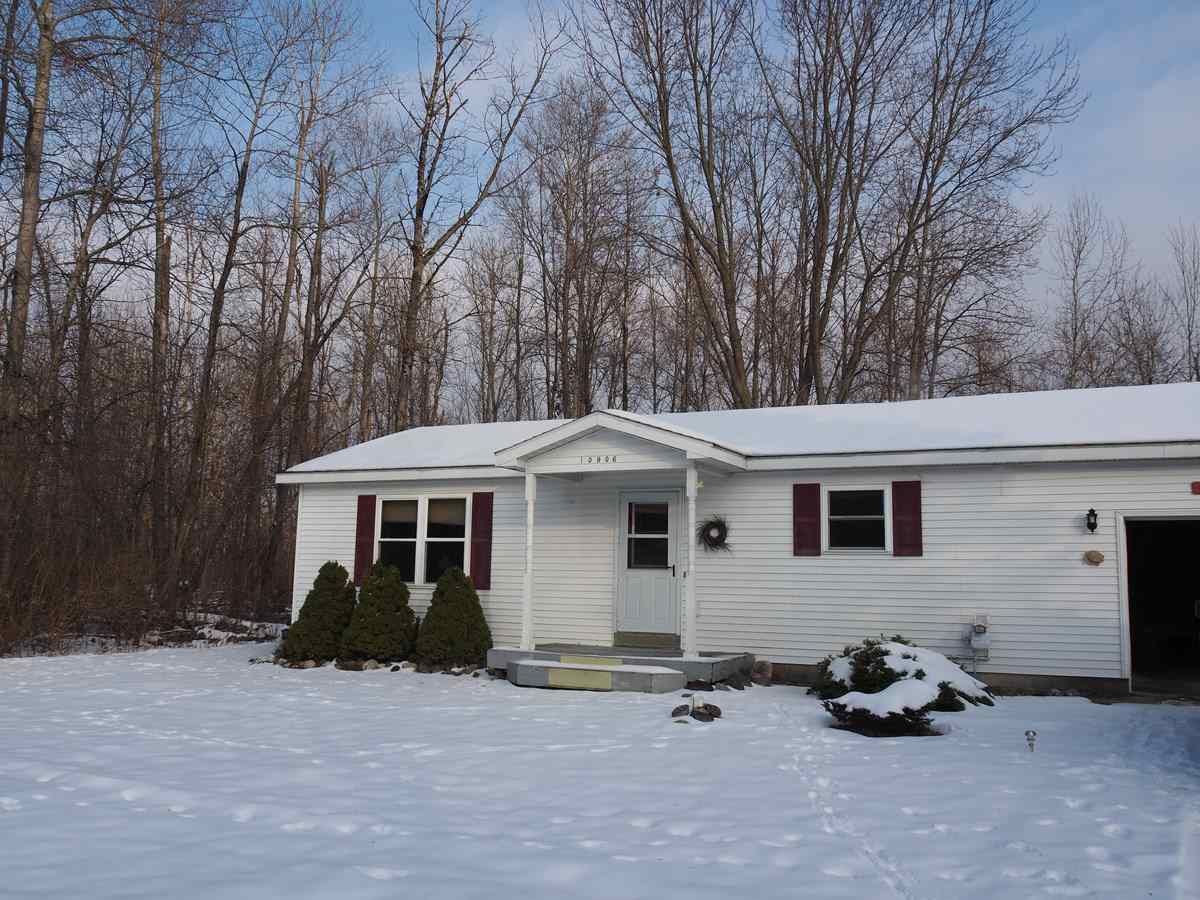 10906 Riverside Drive Honor, MI 49640 - Photo 11 of 18 1870519-10.JPG