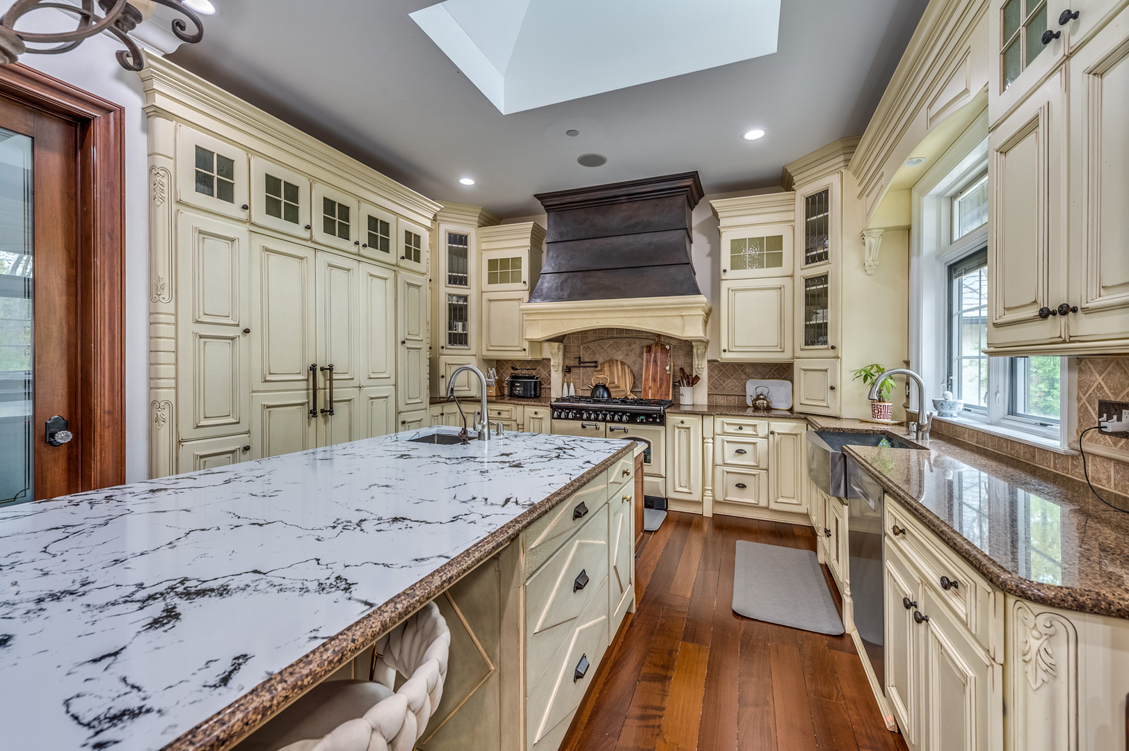 217 North Haman Road Inverness, IL 60010 - Photo 12 of 42