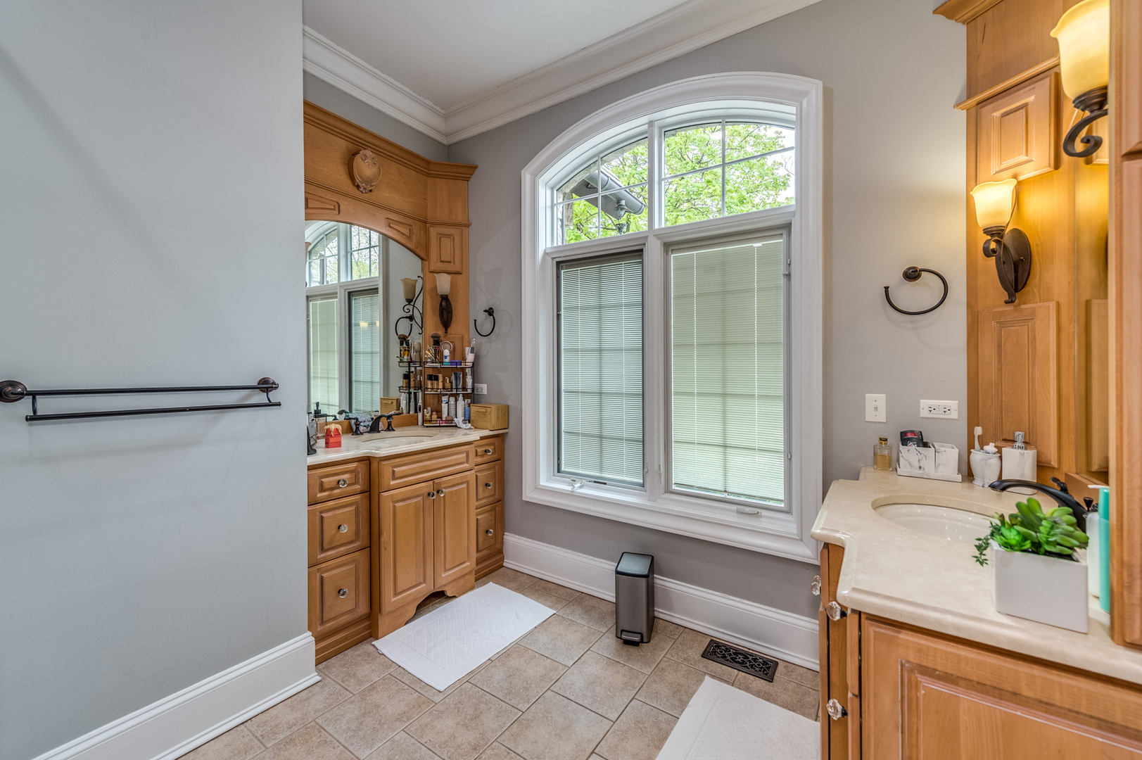 217 North Haman Road Inverness, IL 60010 - Photo 20 of 42