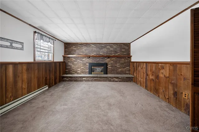 $279,900 | 4041 Winterpark Drive, Clay, NY 13090