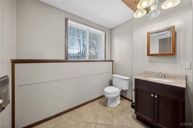 $279,900 | 4041 Winterpark Drive, Clay, NY 13090