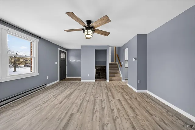 $279,900 | 4041 Winterpark Drive, Clay, NY 13090