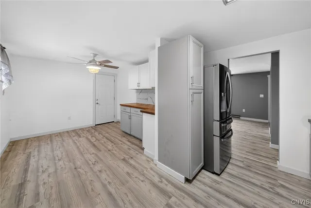 $279,900 | 4041 Winterpark Drive, Clay, NY 13090