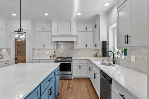 $559,600 | 31715 West 164th Terrace, Gardner, KS 66030