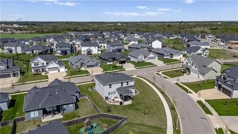 $559,600 | 31715 West 164th Terrace, Gardner, KS 66030