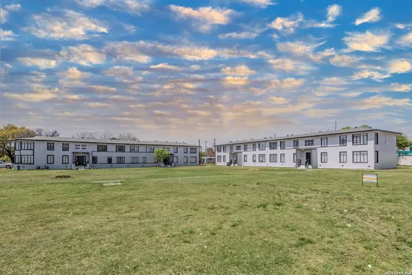 $950 | 2347 Cincinnati Avenue, Unit 3, San Antonio, TX 78228