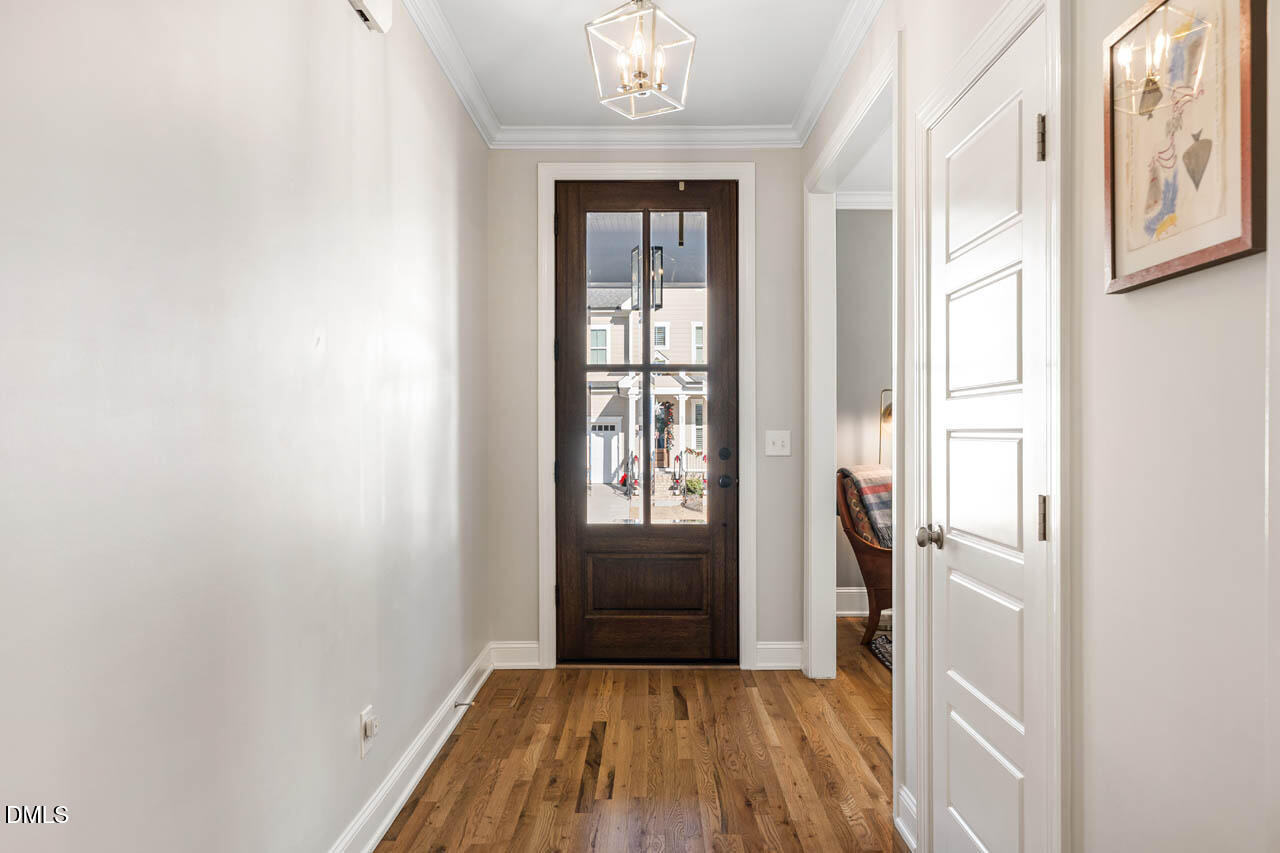 56 Post Oak Road Chapel Hill, NC 27516 - Photo 11 of 84 Foyer