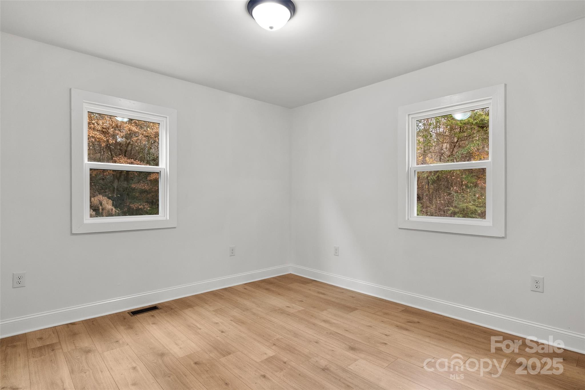 1946 Robert Usher Road Lancaster, SC 29720 - Photo 11 of 15 an empty room with a window