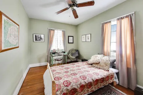 $229,900 | 444 South Elmwood Drive, Aurora, IL 60506