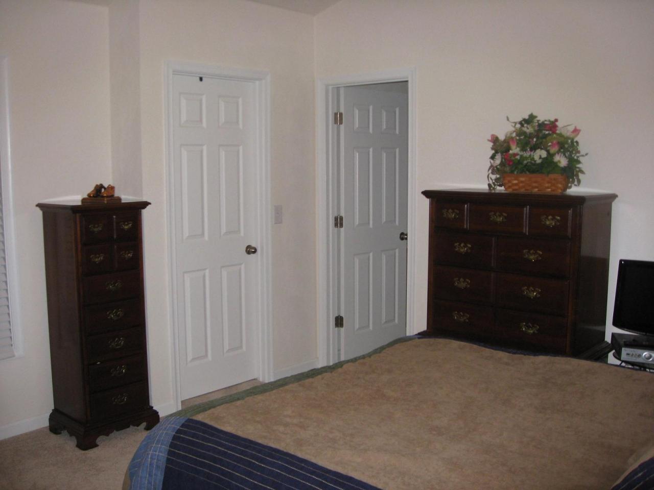 8701 Little Hoop Road Roanoke, VA 24019 - Photo 8 of 13 Master Bedroom 1