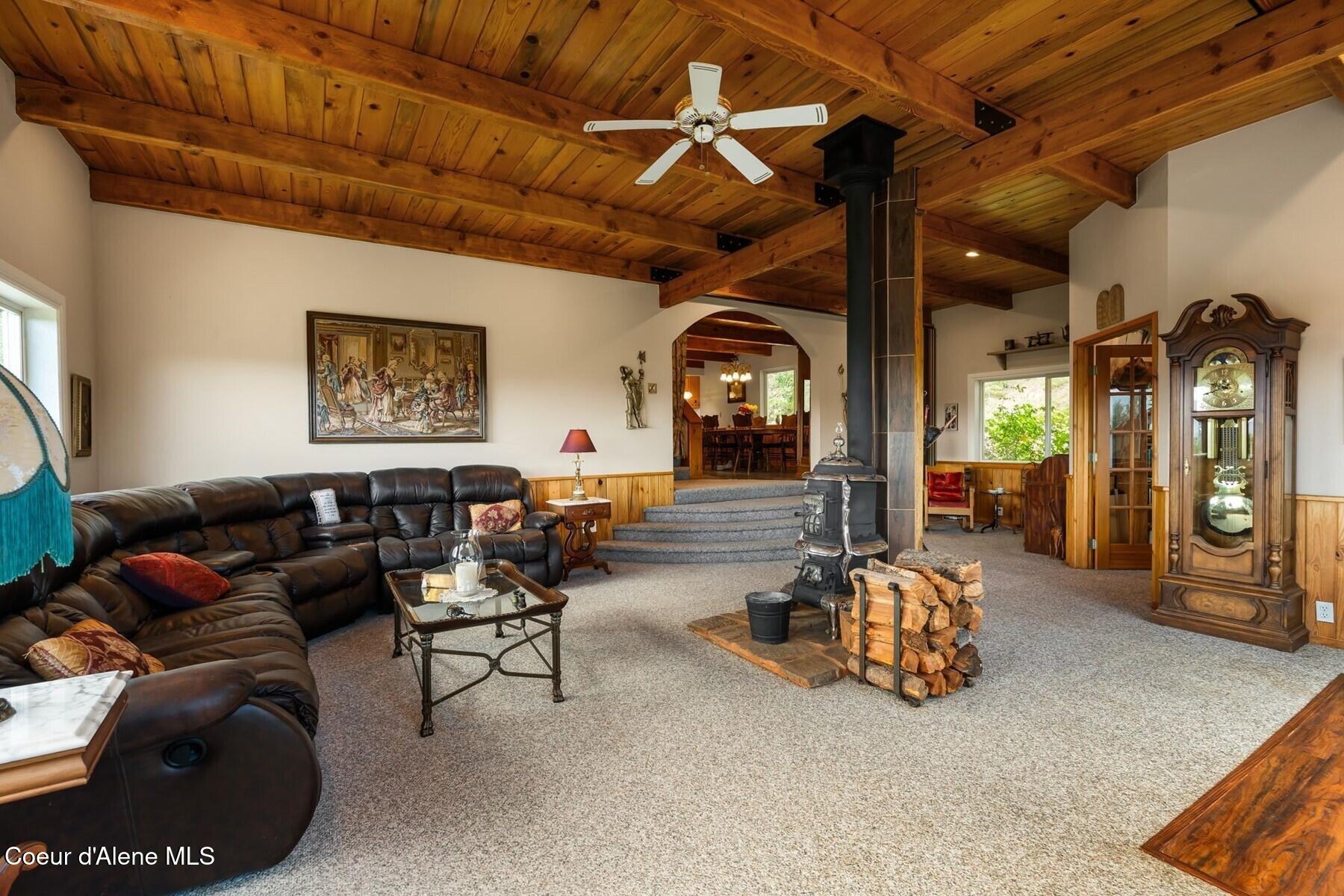 4456 West Side Road Bonners Ferry, ID 83805 - Photo 3 of 77 Living Room