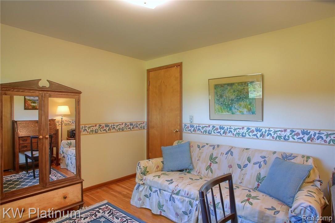 6526 Flintlock Ridge Utica, MI 48317 - Photo 28 of 35 5th_Bedroom_2nd_View.jpg