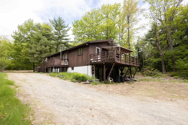 $485,000 | 85 Old Granite Road, Ossipee, NH 03864