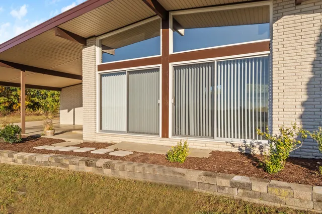 $298,900 | 1149 Maynard Avenue, Jackson, MI 49202