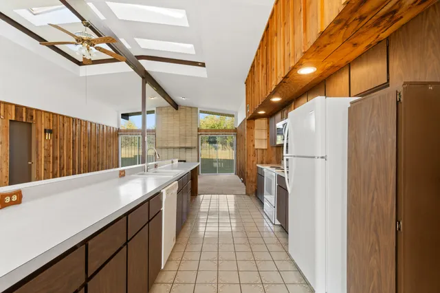 $298,900 | 1149 Maynard Avenue, Jackson, MI 49202