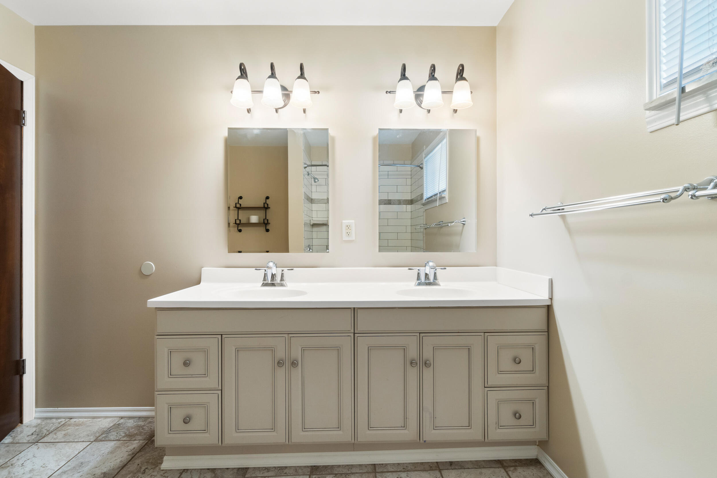 1149 Maynard Avenue Jackson, MI 49202 - Photo 45 of 56 33_1149 maynard ave jackson mi - 00050