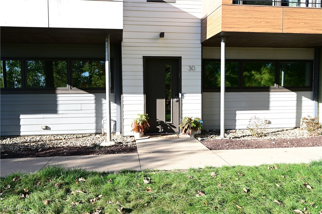 18875 Riversouth Fairview Park, Unit 30 Cleveland, OH 44126 - Photo 2 of 39 View of exterior entry