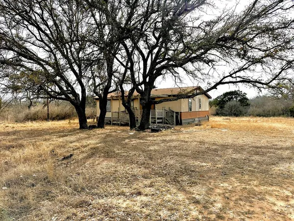 $55,000 | 24980 Us Highway, London, TX 76854