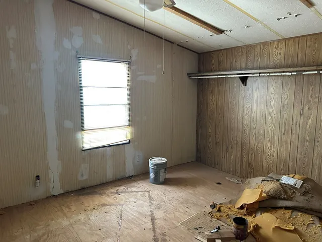 $60,000 | 24980 Us Highway, London, TX 76854