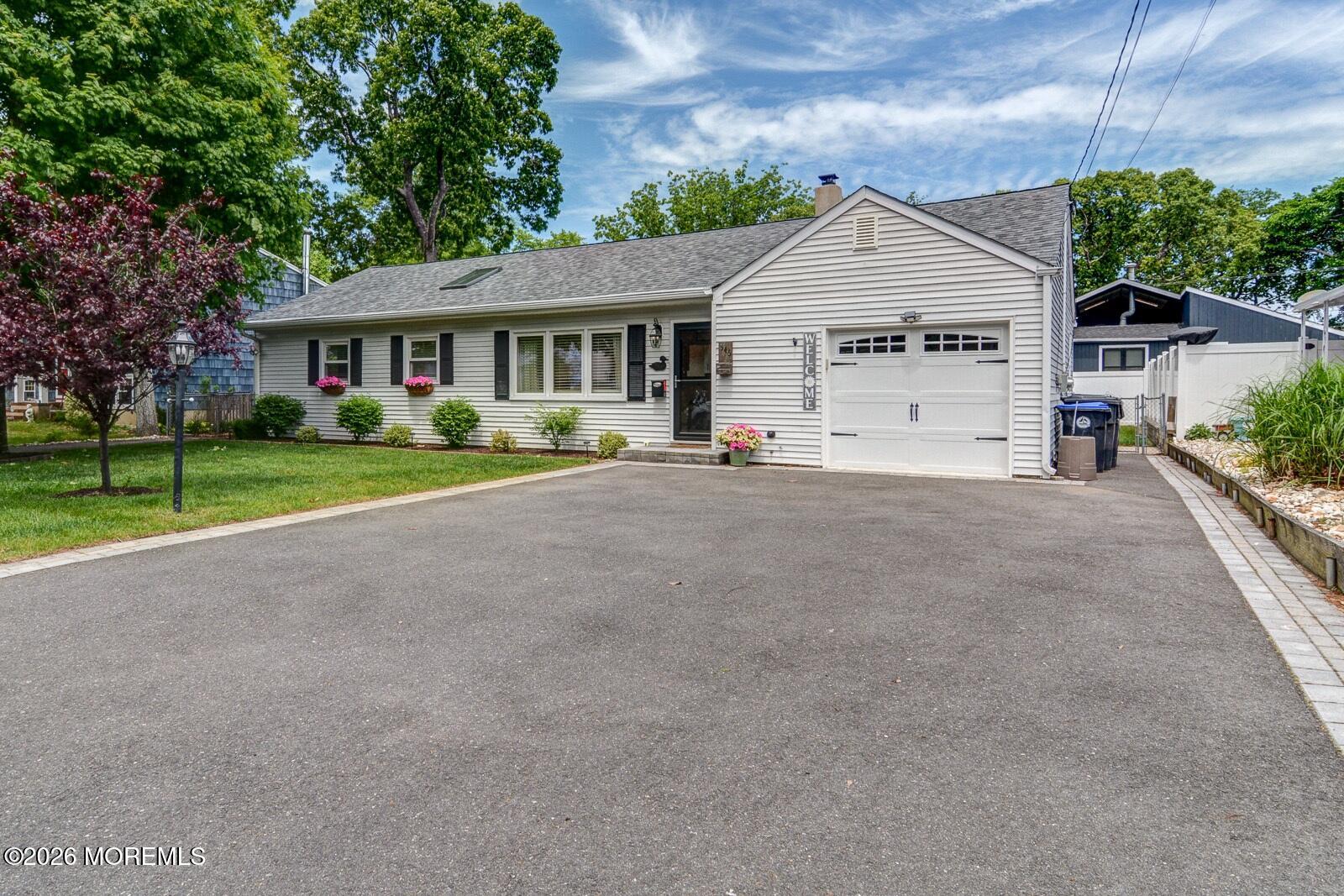 546 Nicholas Road Brick, NJ 08724 - Photo 2 of 23 Front 2 546